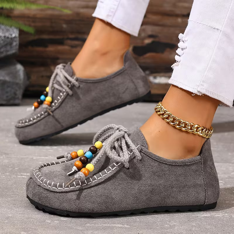 Mocasines cómodos para mujeres con detalle de encaje de cuentas y suela de plataforma con costura de mocasín