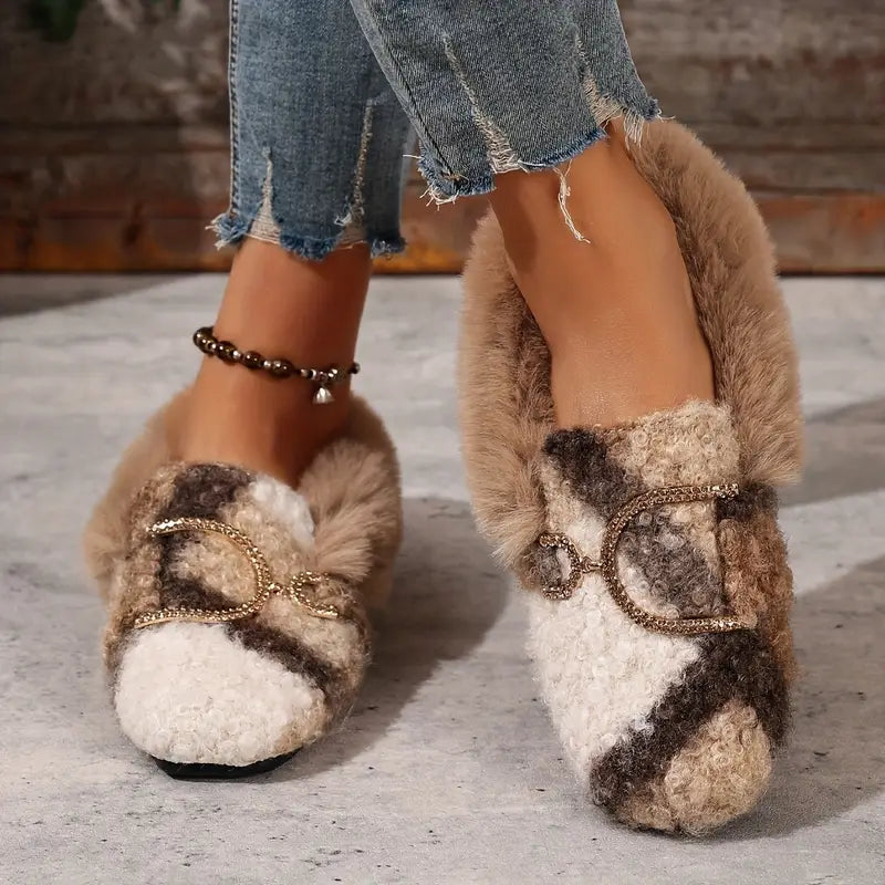 Zapatillas Beige Cómodas para Mujeres con Detalle de Lazo de Piel Sintética, Zapatillas de Casa con Suela Acolchada