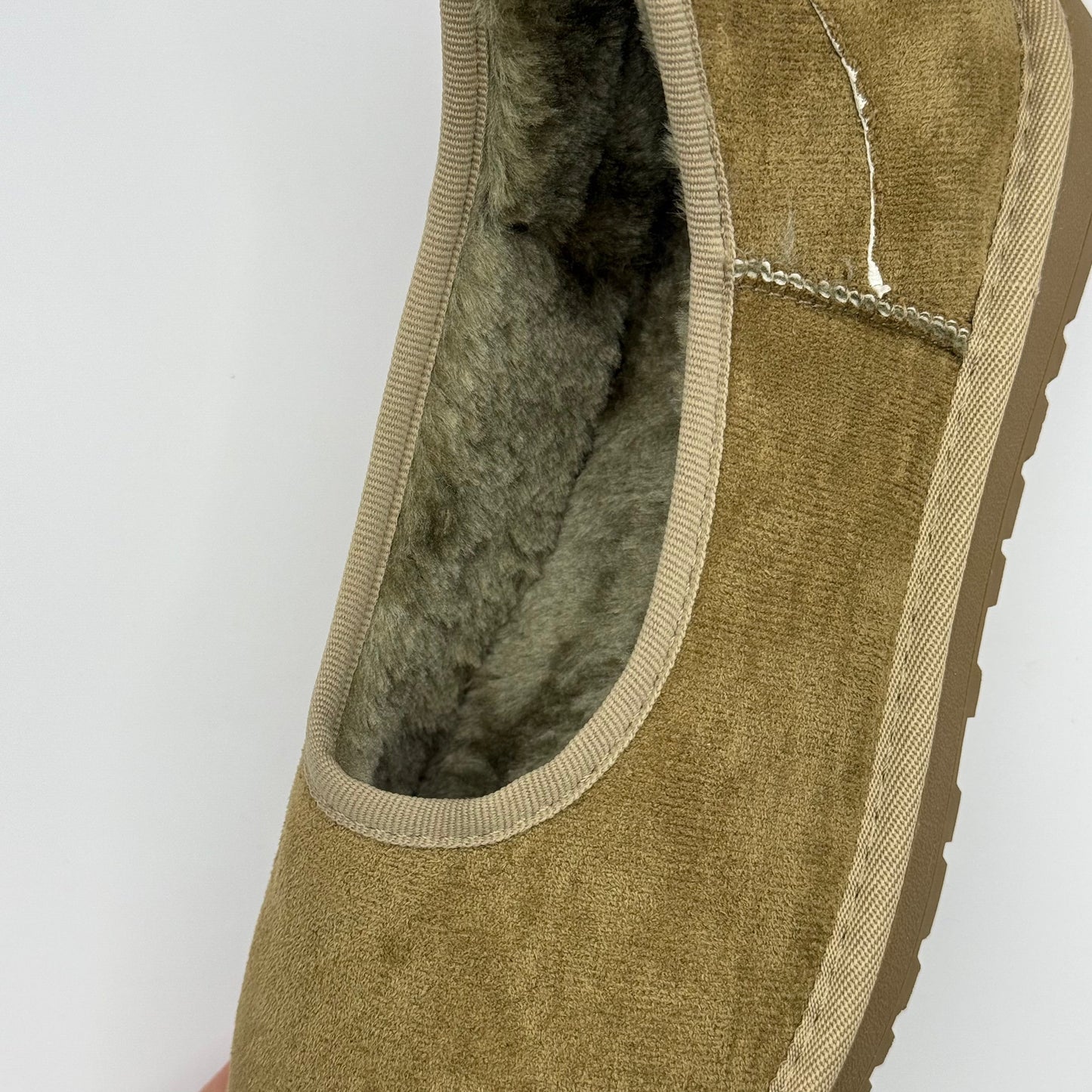 Zapatillas Cómodas para Mujeres con Cuello de Piel Sintética, Estilo Bajo y de Fácil Uso
