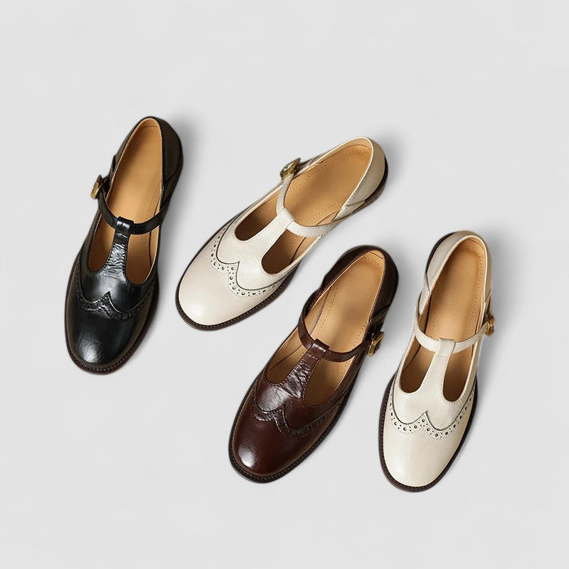 Zapato Mary Jane de Cuero Elegante para Mujeres con T Strap, Hebilla y Estilo Brogue con Punta de Ala