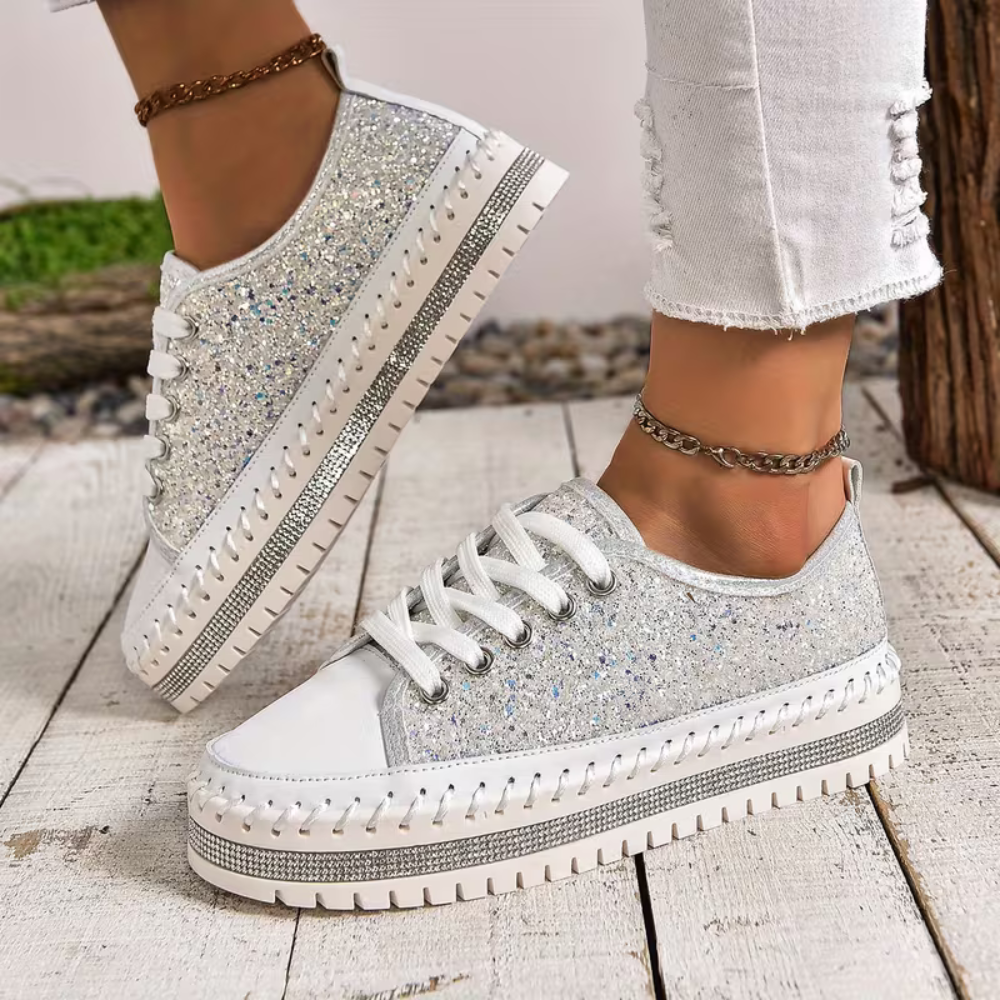 Zapatillas Cómodas para Mujeres con Paneles de Brillo, Suela Plataforma con Cordones, Estilo Bajo