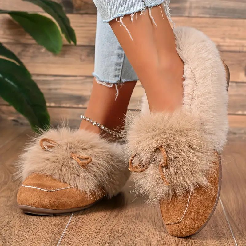 Zapatillas Cómodas para Mujeres con Detalle de Pompon de Piel Sintética, Zapatos de Casa Acolchados
