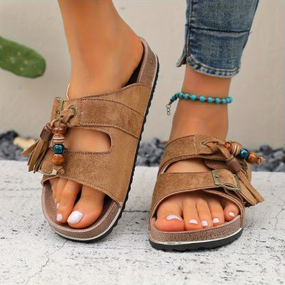 Sandalias de Deslizamiento Cómodas para Mujeres con Detalle de Borlas, Correa con Hebilla, Plantilla Contorneada y Estilo de Punta Abierta