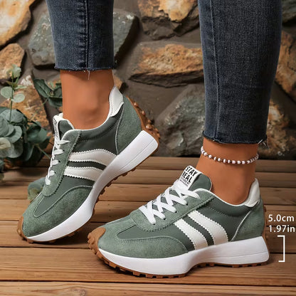 Zapatillas Cómodas para Mujeres con Paneles de Colorblock, Cordones y Suela Acolchada Estilo Retro
