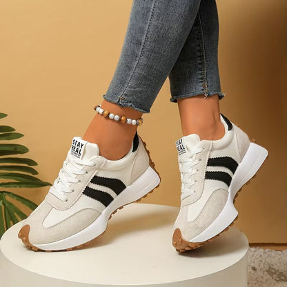 Zapatillas Cómodas para Mujeres con Paneles de Colorblock, Cordones y Suela Acolchada Estilo Retro