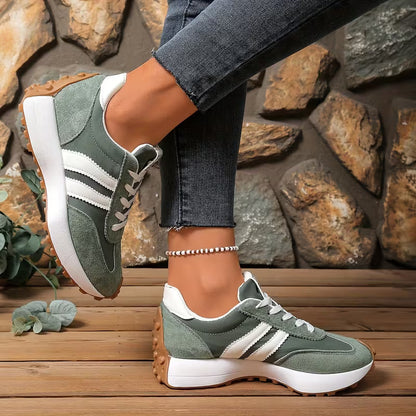 Zapatillas Cómodas para Mujeres con Paneles de Colorblock, Cordones y Suela Acolchada Estilo Retro