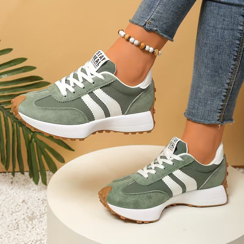 Zapatillas Cómodas para Mujeres con Paneles de Colorblock, Cordones y Suela Acolchada Estilo Retro