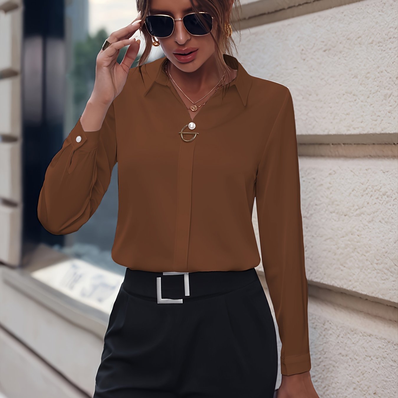 Blusa Elegante de Manga Larga con Detalles de Botones de Perla - Ajuste Slim, Camisa de Color Sólido Versátil para Mujeres, Perfecta para Uso Casual o de Oficina