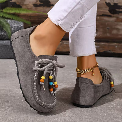 Mocasines cómodos para mujeres con detalle de encaje de cuentas y suela de plataforma con costura de mocasín