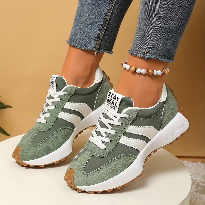 Zapatillas Cómodas para Mujeres con Paneles de Colorblock, Cordones y Suela Acolchada Estilo Retro