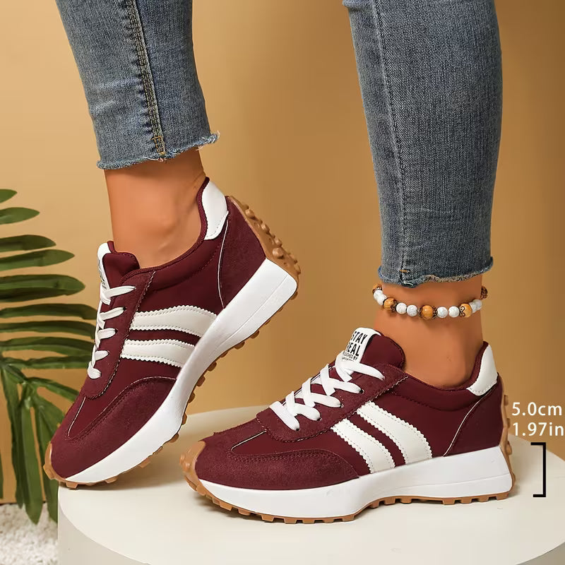 Zapatillas Cómodas para Mujeres con Paneles de Colorblock, Cordones y Suela Acolchada Estilo Retro