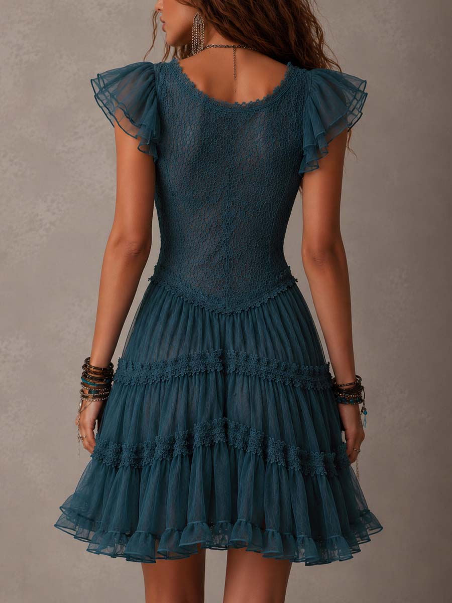 Elegante vestido mini de encaje azul para mujeres con escote en V, mangas de volantito y falda con volantes de estilo bohemio
