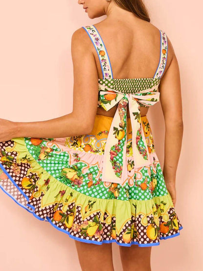 Vestido Mini de Impresión Cítrica Multicolor para Mujeres con Escote Cuadrado, Sin Mangas, Corte Abierto y Volantes en Estilo Bohemio