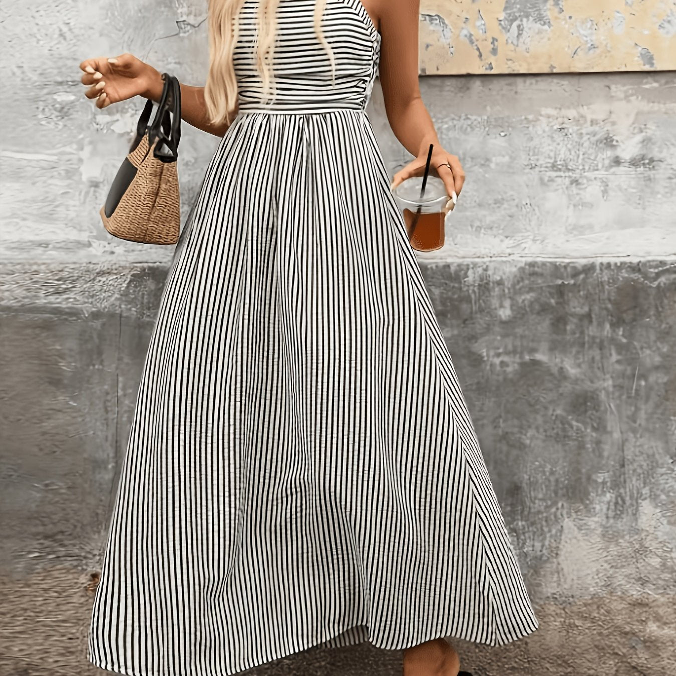 Vestido Maxi Elegante de Rayas Negras para Mujeres con Escote Cuadrado Sin Mangas Estilo Alto-Bajo