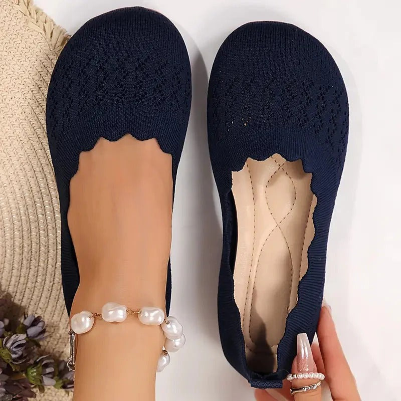 Zapatos Slip On Cómodos para Mujeres con Parte Superior de Tejido y Borde Ondulado, Estilo Bailarina Acolchada