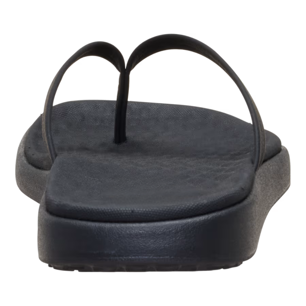 Chanclas cómodas para mujeres con tira entre los dedos, plantilla texturizada y estilo deslizante