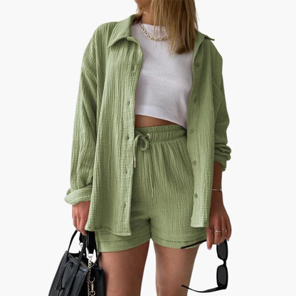 Conjunto de Dos Piezas de Algodón Arrugado Sin Esfuerzo para Mujeres con Pantalones Cortos con Cintura Ajustable y Estilo Relajado
