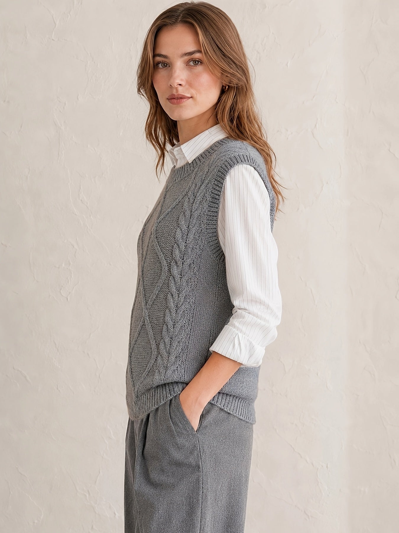 Chaleco de Punto de Cable Cómodo para Mujeres con Cuello Redondo Sin Mangas Estilo Preppy Relajado