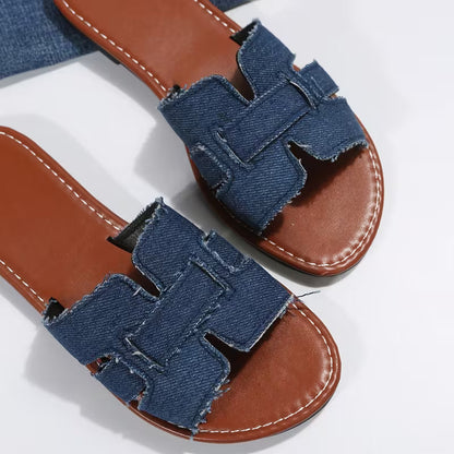 Sandalias Planas Cómodas para Mujeres con Tira Ancha Recortada Estilo Abierto