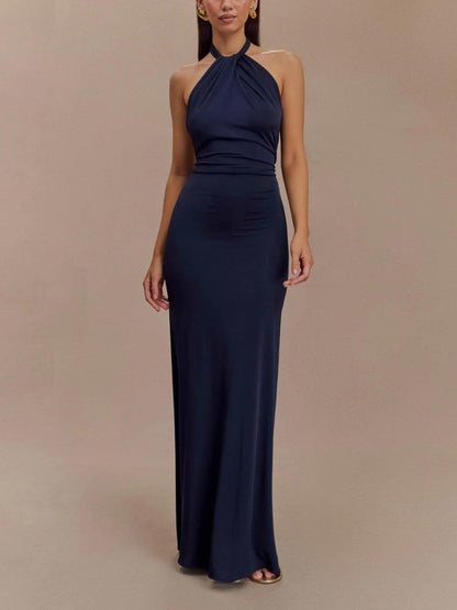 Elegante Vestido Largo Marino para Mujeres con Cuello Halter Sin Mangas y Espalda Descubierta para Invitadas a Bodas Formales