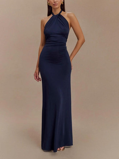 Elegante Vestido Largo Marino para Mujeres con Cuello Halter Sin Mangas y Espalda Descubierta para Invitadas a Bodas Formales