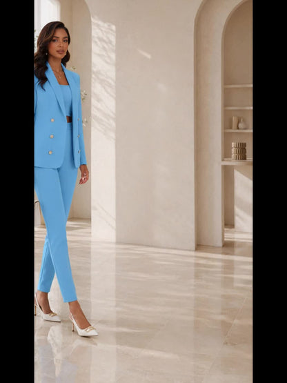 Conjunto Elegante de Tres Piezas para Mujeres con Blazer de Cuello Chal, Top Corto y Pantalón Slim Estilo Formal