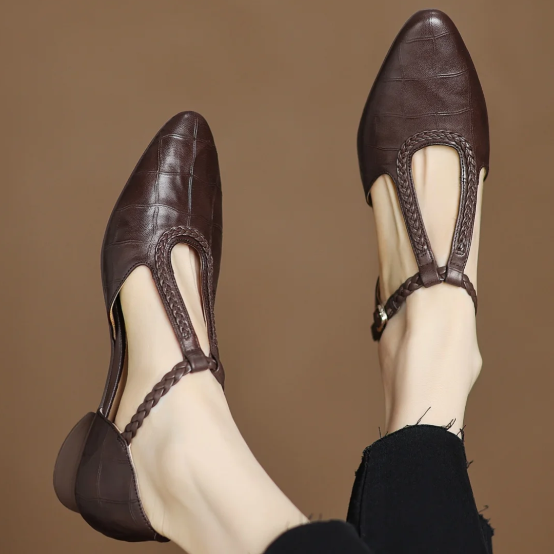 Elegantes Flats de Cuero con Estampado de Cocodrilo y T-Strap para Mujeres con Punta Afilada y Tacón Bloque