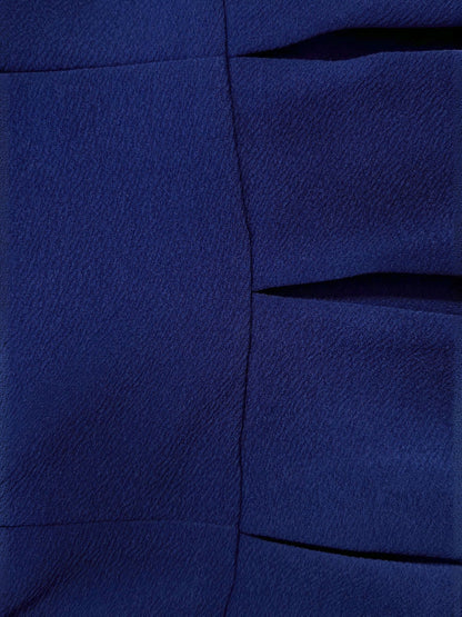 Elegante Vestido Midi Azul Real para Mujeres con Escote Corazón, Manga Codo, Estilo Plisado Ajustado y Acampanado