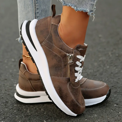 Zapatillas Cómodas para Mujeres con Panel de Ante, Cordones y Suela de Cuña Casual