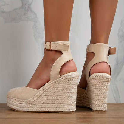 Elegantes cuñas de esparto para mujeres con punta cerrada y correa de tobillo trenzada