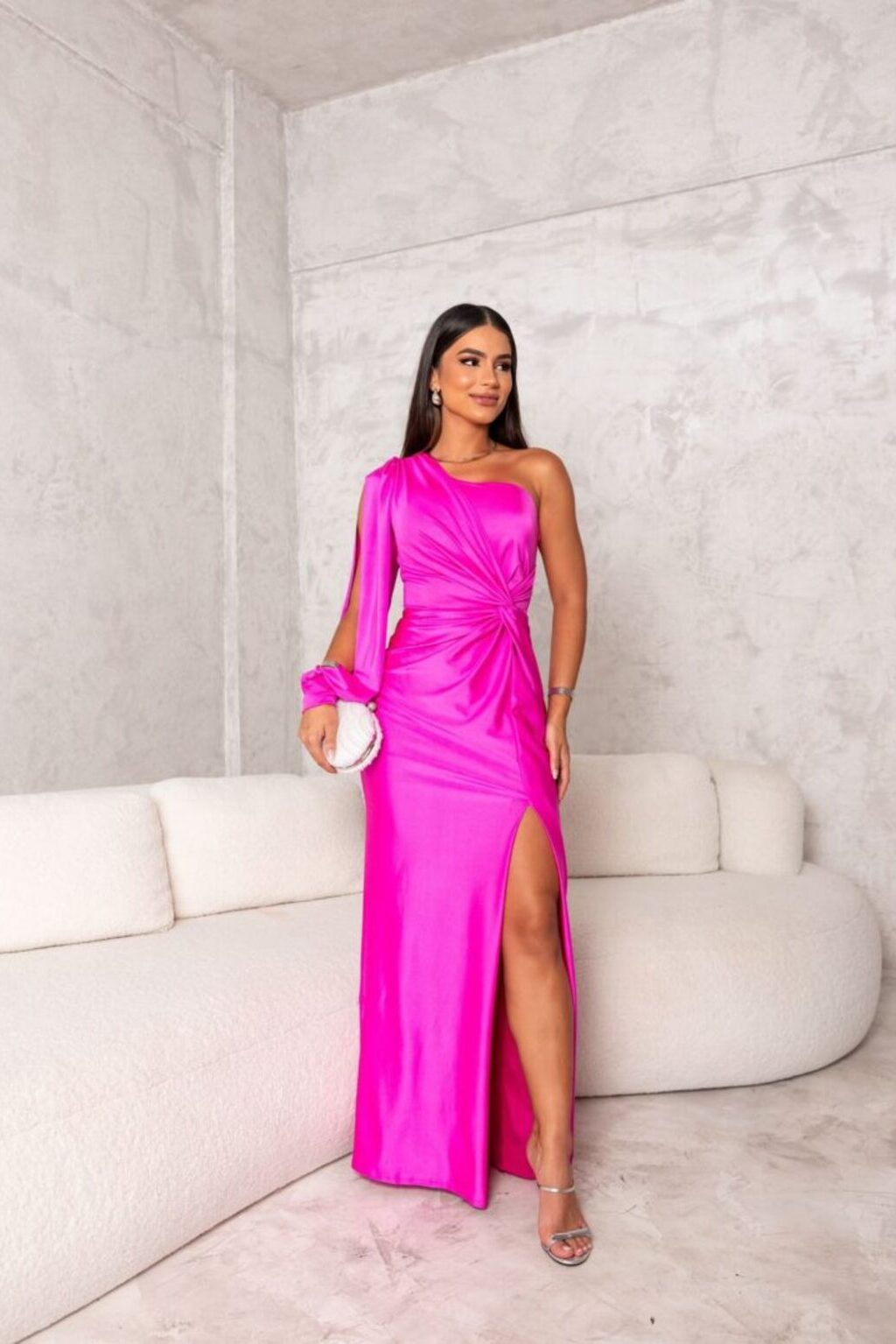 Elegante Vestido Maxi de Satén para Mujeres con Un Hombro, Manga Larga, Frontal Torcido y Alta Abertura Estilo Cóctel