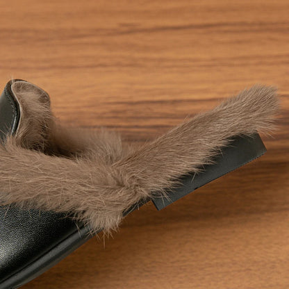Mules Cómodas para Mujeres con Forro de Piel Sintética y Detalle de Hebilla, Estilo Slip On