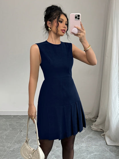 Vestido Mini Plisado Elegante para Mujeres con Cuello Redondo Sin Mangas Estilo Cóctel