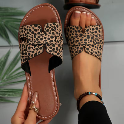 Sandalias Planas Cómodas para Mujeres con Tira Ancha Recortada Estilo Abierto