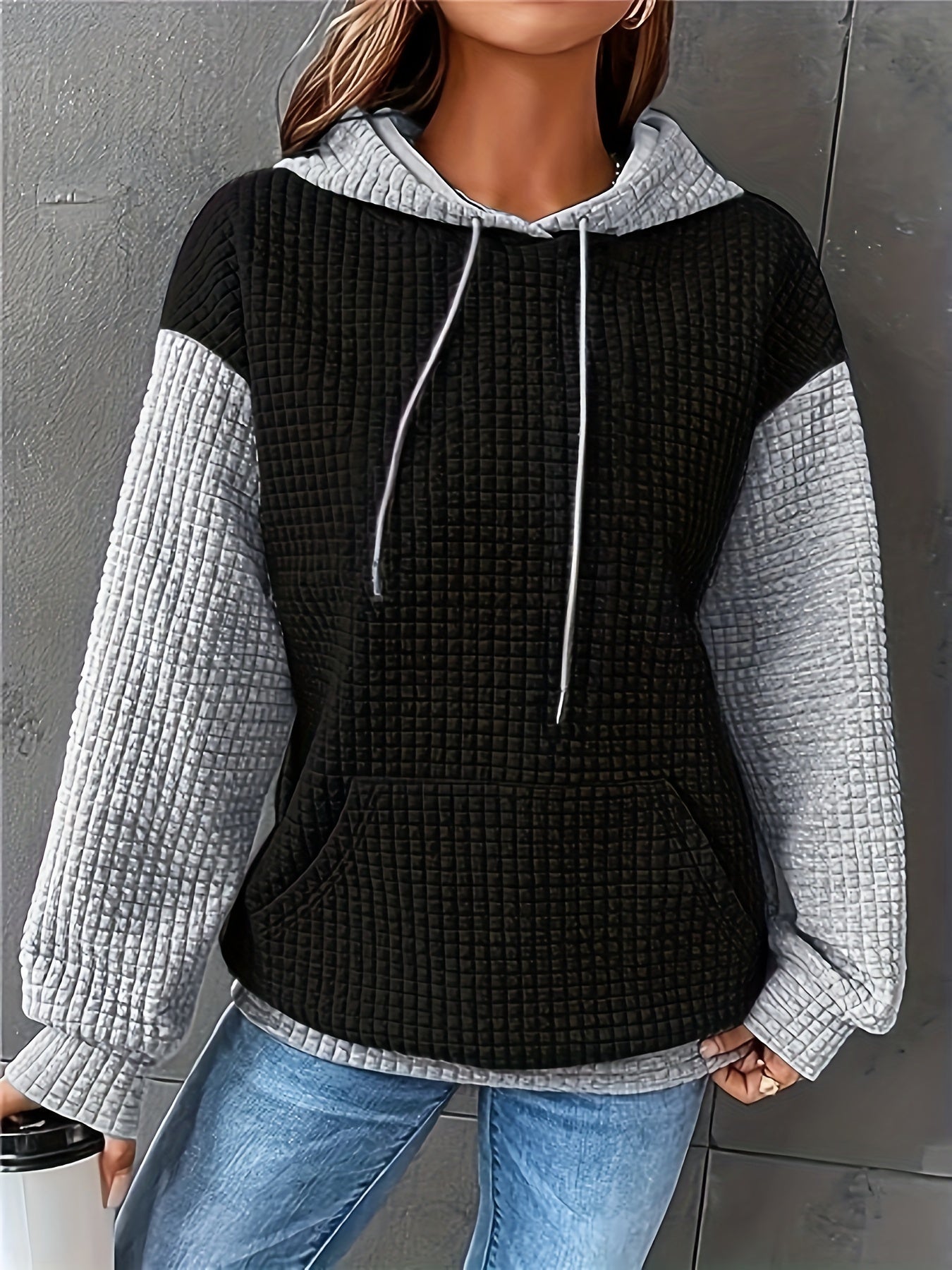Sudadera de punto waffle color bloque cómoda para mujeres con capucha ajustable, manga larga y bolsillo canguro, estilo oversized