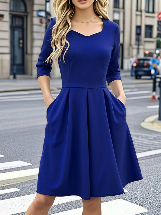 Elegante Vestido Midi Azul Real para Mujeres con Escote Corazón, Manga Codo, Estilo Plisado Ajustado y Acampanado