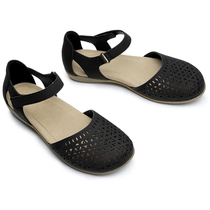 Sandalias Cerradas Cómodas para Mujeres con Correa de Tobillo Cortada a Láser y Estilo Plano Acolchado