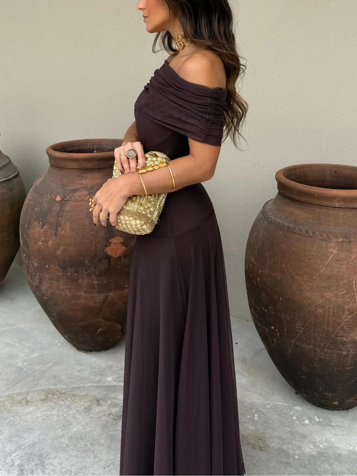 Vestido Maxi de Malla Elegante para Mujeres con Mangas Cortas y Off Shoulder Estilo Fruncido y Fluido
