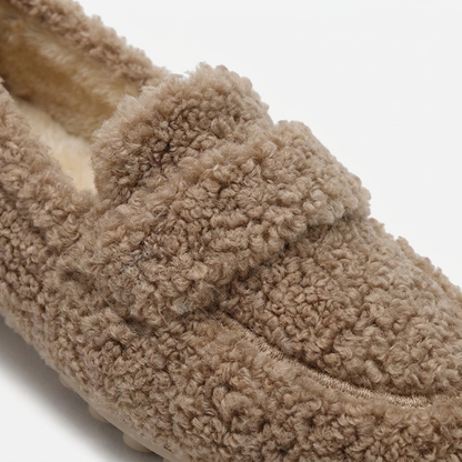 Zapatos de Casa Cómodos para Mujeres con Parte Superior de Piel Sintética Rizada, Estilo Mocasín, Suela de Goma, Slip On
