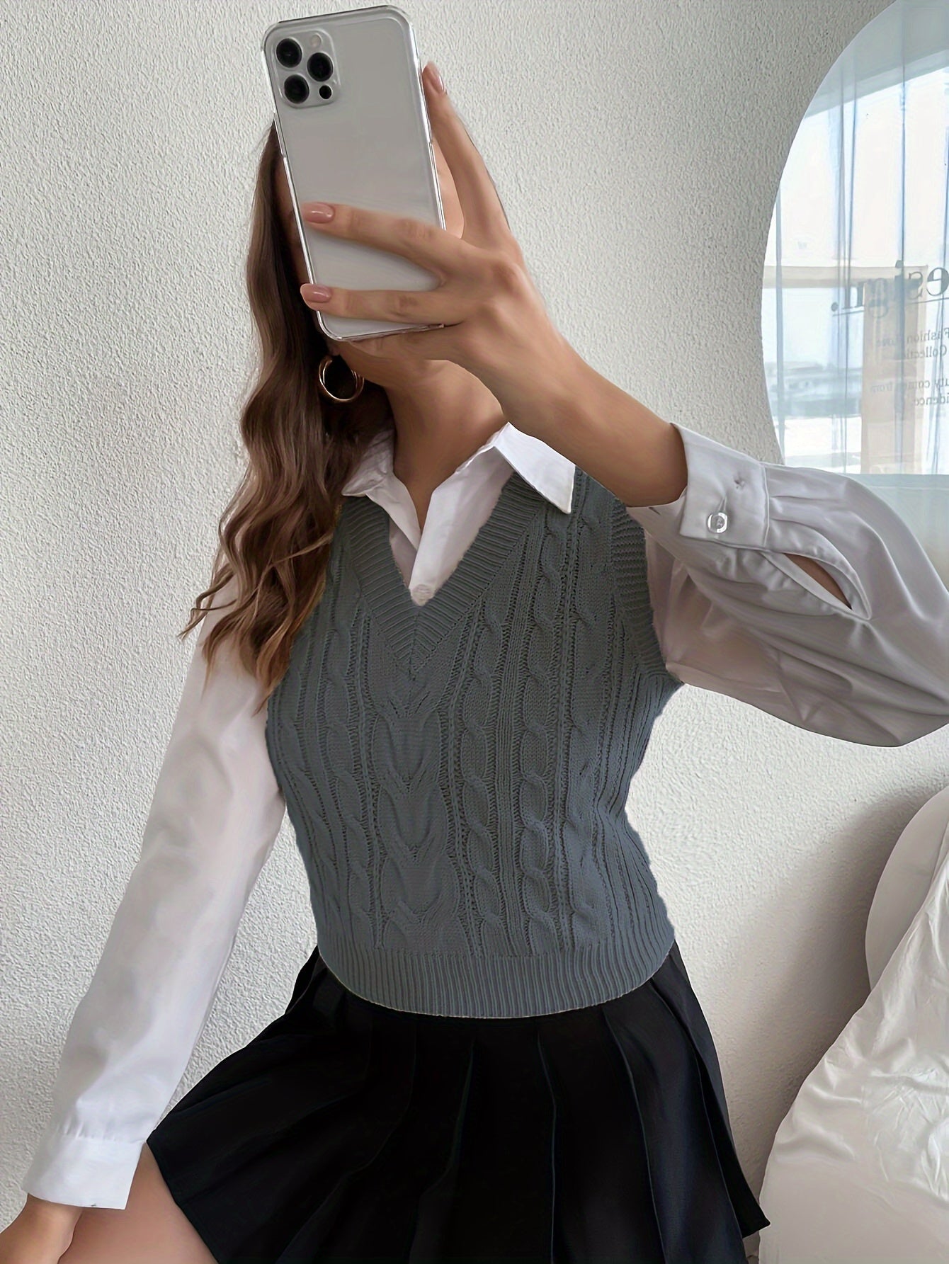 Chaleco de Punto Trenzado Cómodo para Mujeres con Escote en V, Sin Mangas y Dobladillo Acanalado, Estilo Preppy