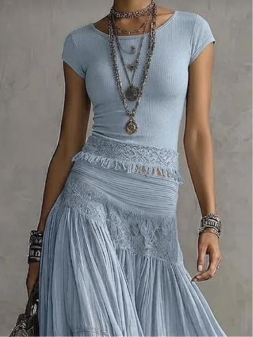 Conjunto de Dos Piezas de Encaje Azul Sin Esfuerzo para Mujeres con Top Corto y Falda Maxi de Volantes Estilo Bohemio