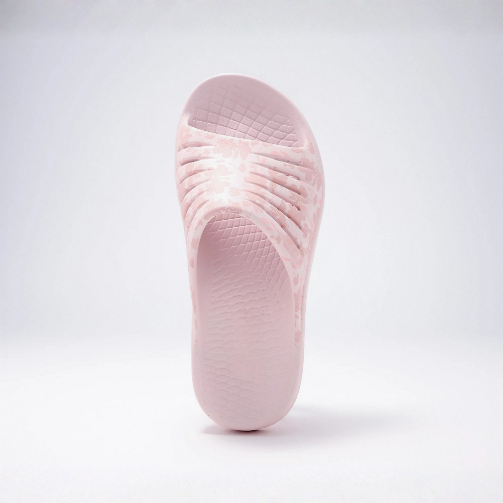 Zapatillas Cómodas para Mujeres con Correa Estriada y Plantilla Acolchada Estilo Slip On