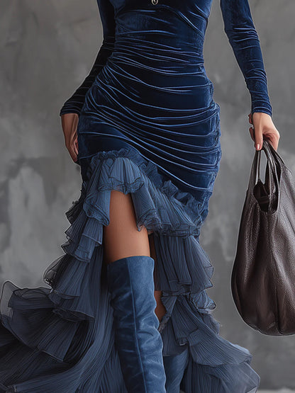 Elegante Vestido Maxi de Terciopelo Azul Oscuro para Mujeres con Cuello Alto, Manga Larga, Fruncido, Volantes y Abertura para Estilo Formal de Fiesta