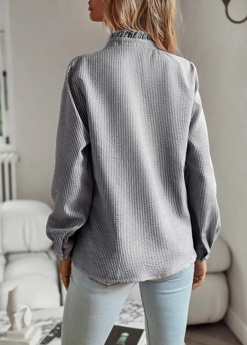 Blusa de Seersucker con Volantes Elegantes para Mujeres con Cuello Alto, Manga Larga y Estilo Relajado