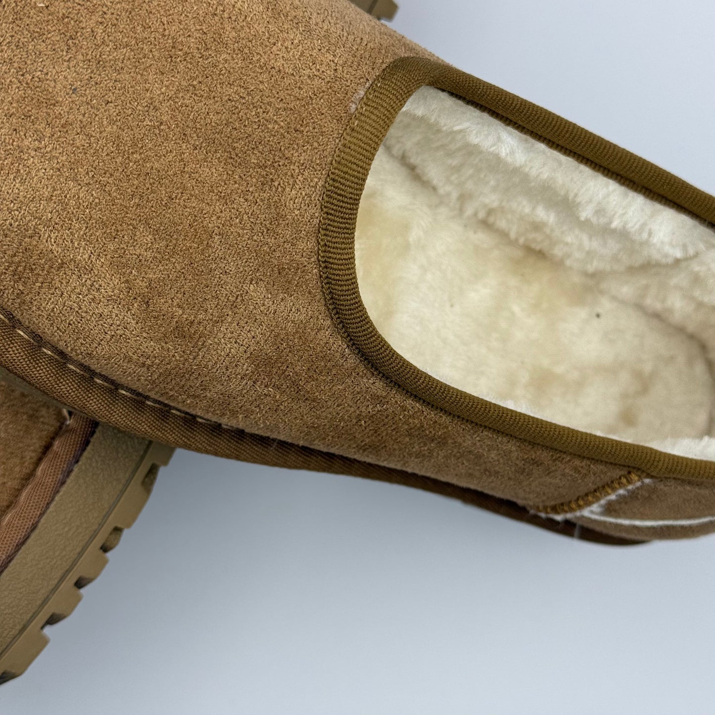 Zapatillas Cómodas para Mujeres con Cuello de Piel Sintética, Estilo Bajo y de Fácil Uso