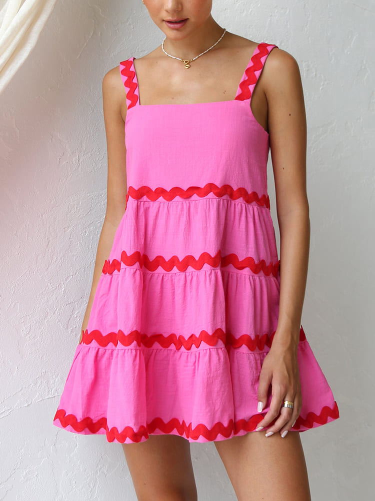 Vestido Mini de Ric Rac en Capas Sin Mangas para Mujeres con Escote Cuadrado y Volantes de Estilo Bohemio