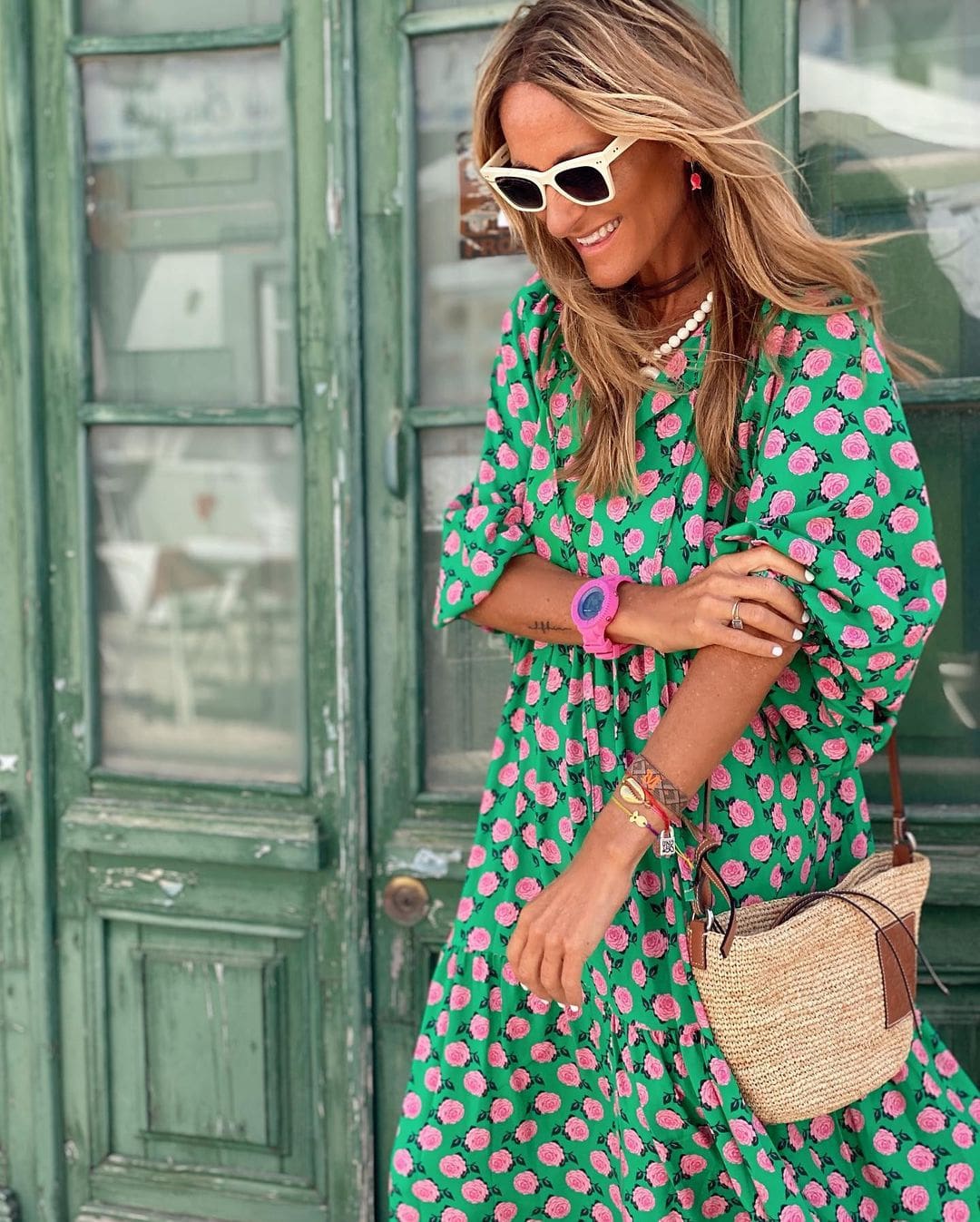 Vestido Maxi Floral Sin Esfuerzo para Mujeres con Escote en V, Manga de Campana, Volantes en Capas y Estilo Bohemio