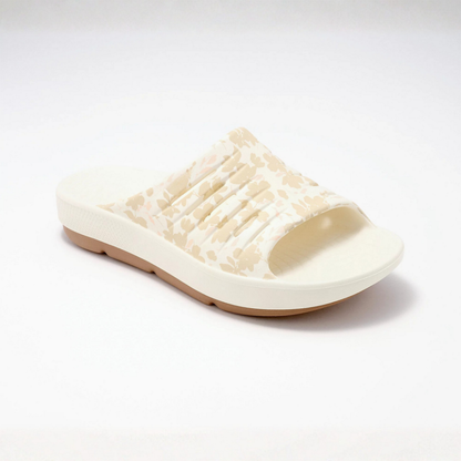 Zapatillas Cómodas para Mujeres con Correa Estriada y Plantilla Acolchada Estilo Slip On