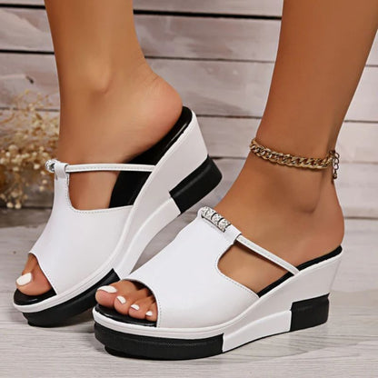 Sandalias de cuña cómodas para mujeres con plataforma recortada y estilo slip-on de punta descubierta