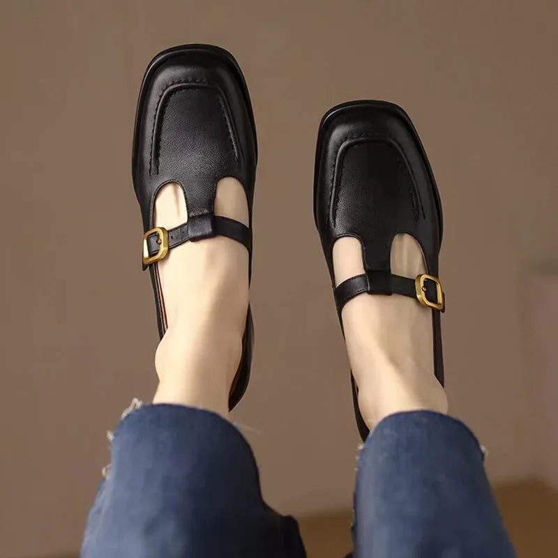 Elegantes Mocasines Mary Jane de Cuero para Mujeres con Hebilla T Strap, Punta Cuadrada y Tacón Bloque Estilo Vintage